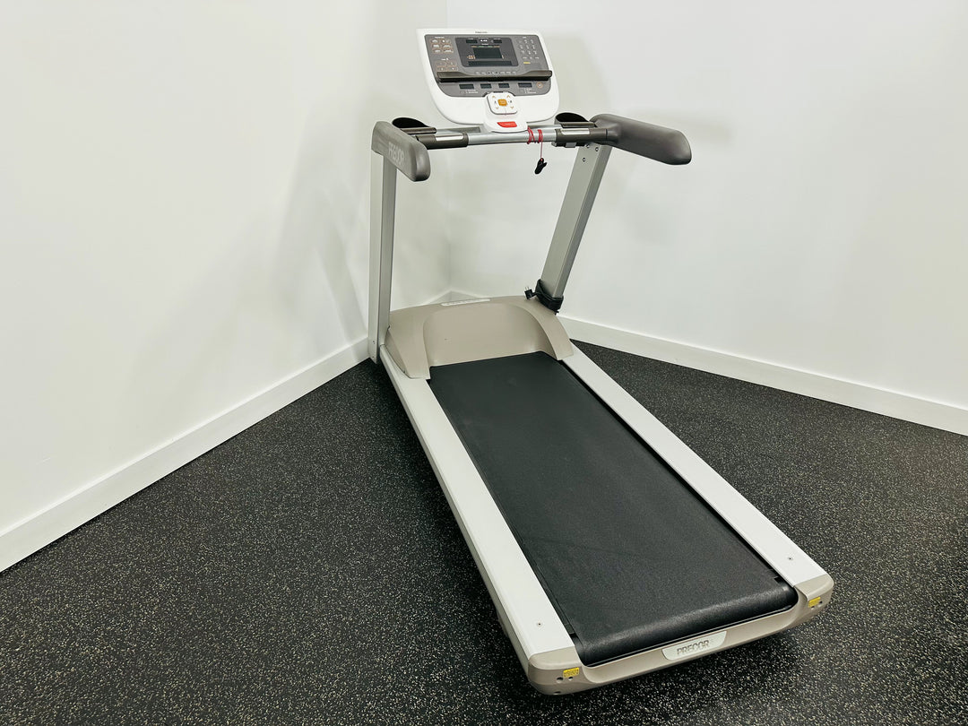 Precor 9.35 Treadmill