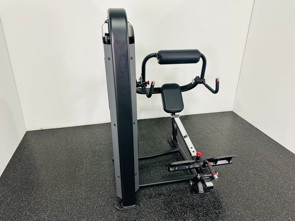 Nautilus Impact® Low Back Machine | Commercial Strength Equipment