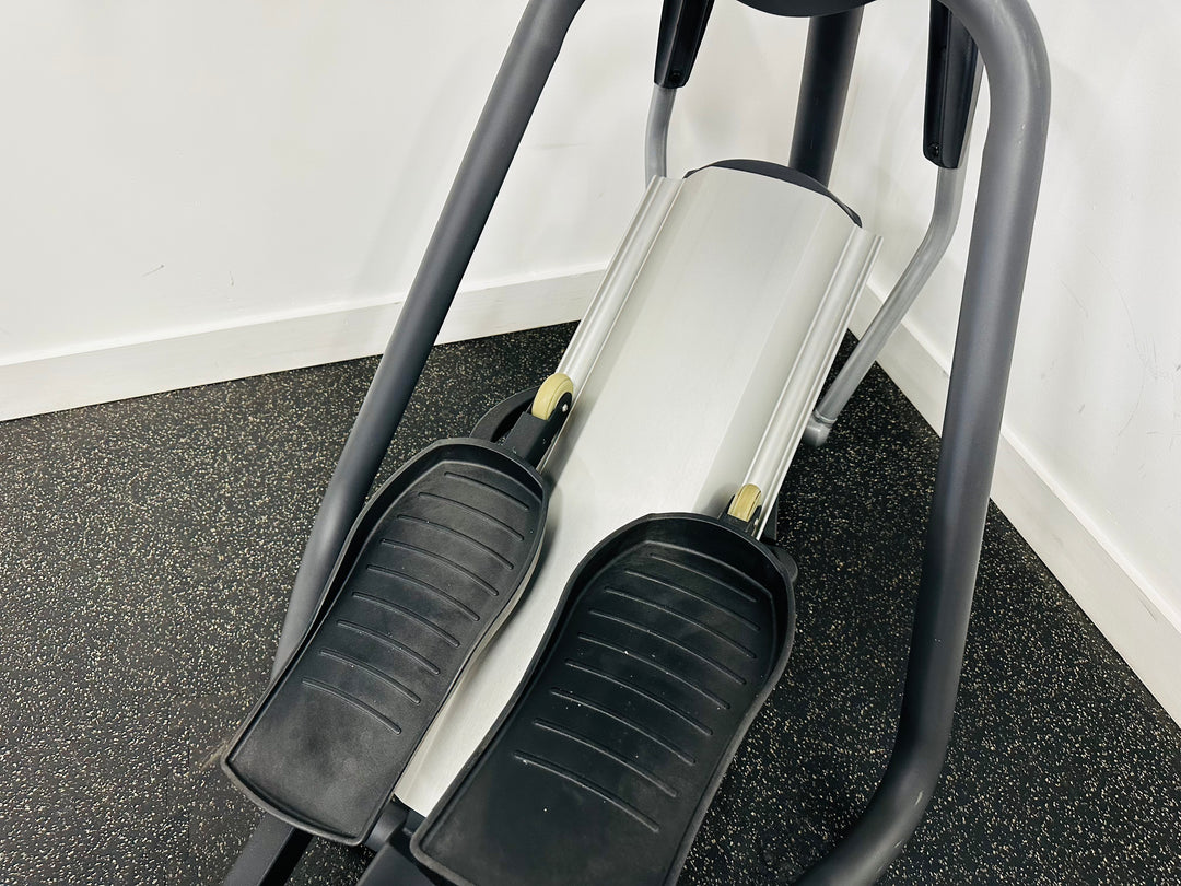 Precor EFX 5.33 Elliptical