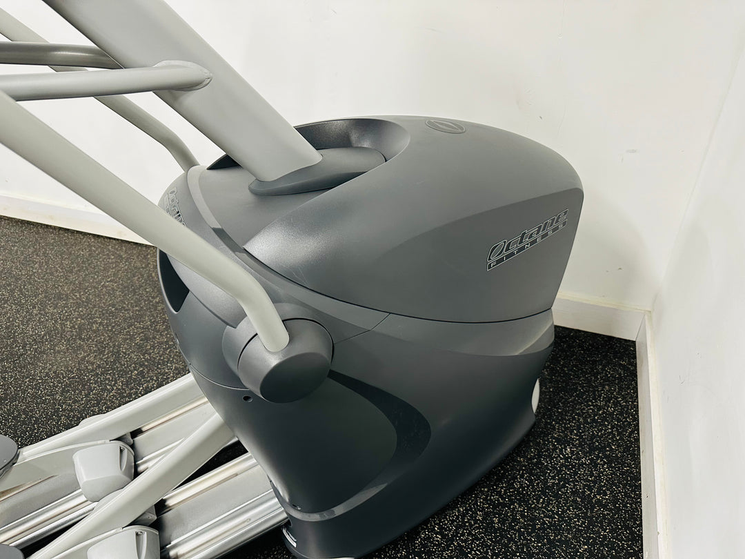 Octane Fitness Q35x Elliptical Cross Trainer