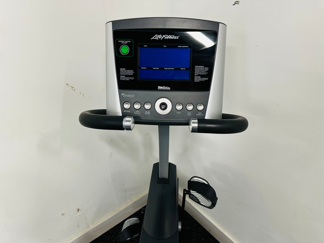 Life Fitness R3 Recumbent Bike with Go Console