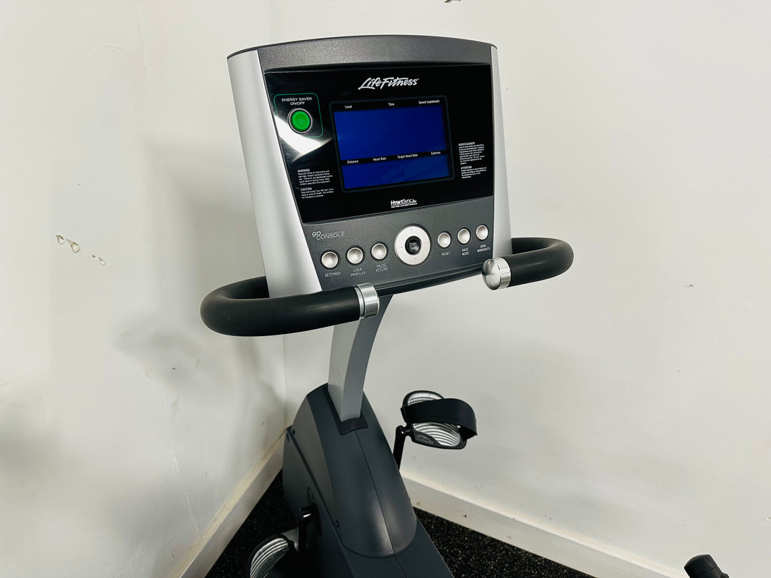 Life Fitness R3 Recumbent Bike with Go Console