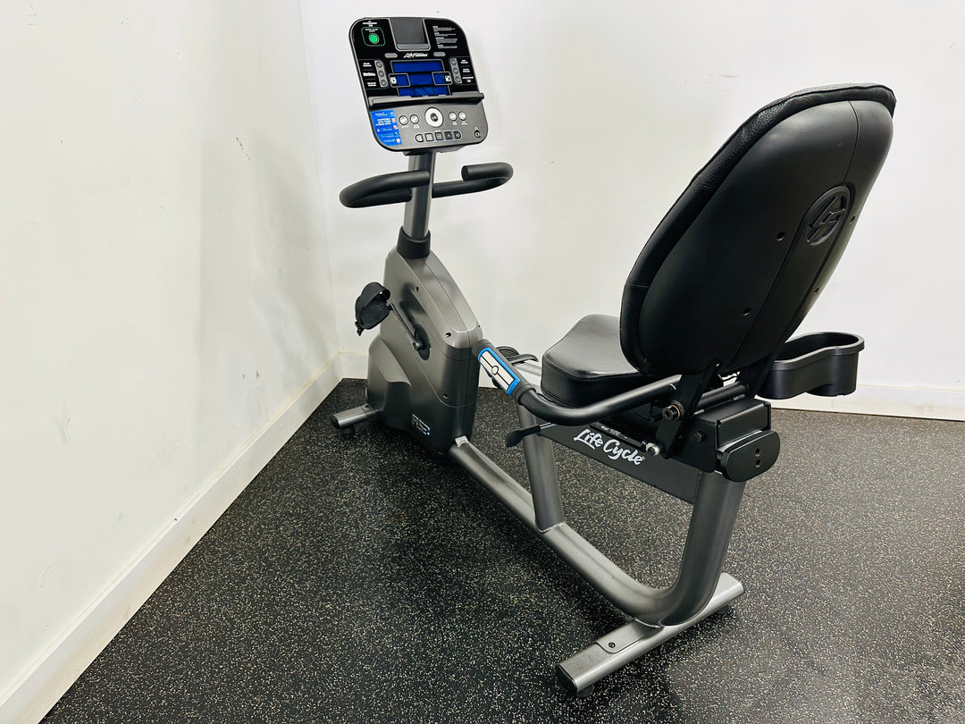 Life Fitness RS3 Recumbent Bike