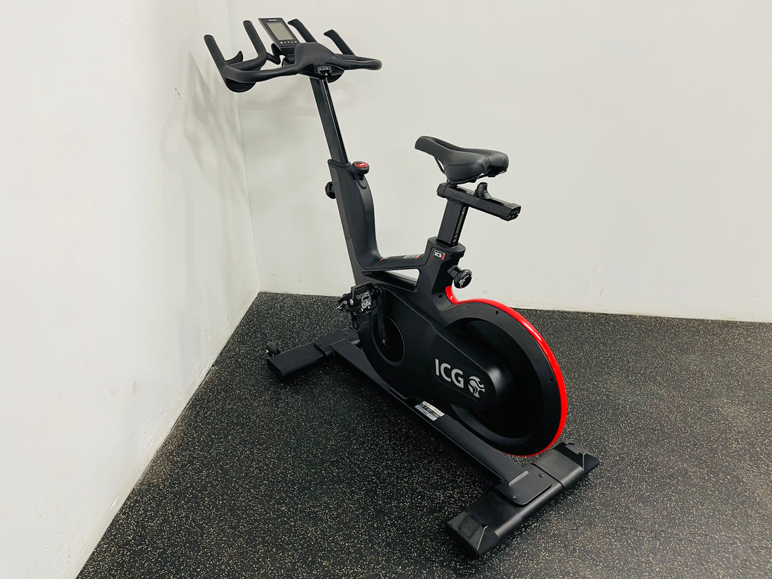 Life Fitness IC5 Spin Bike