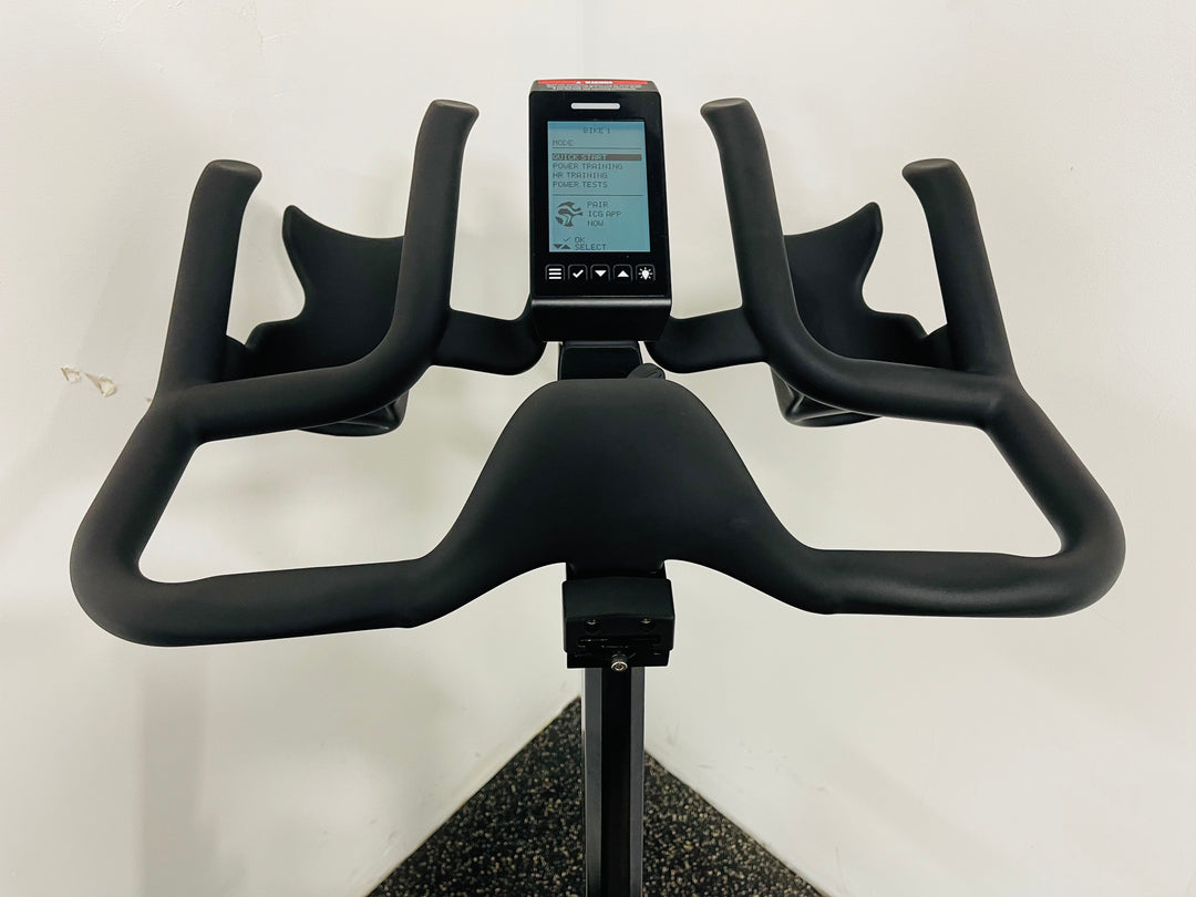 Life Fitness IC5 Spin Bike