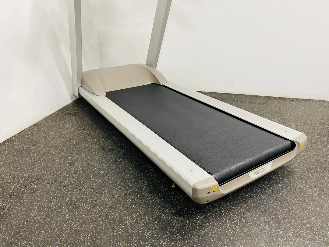 Precor 9.35 Treadmill