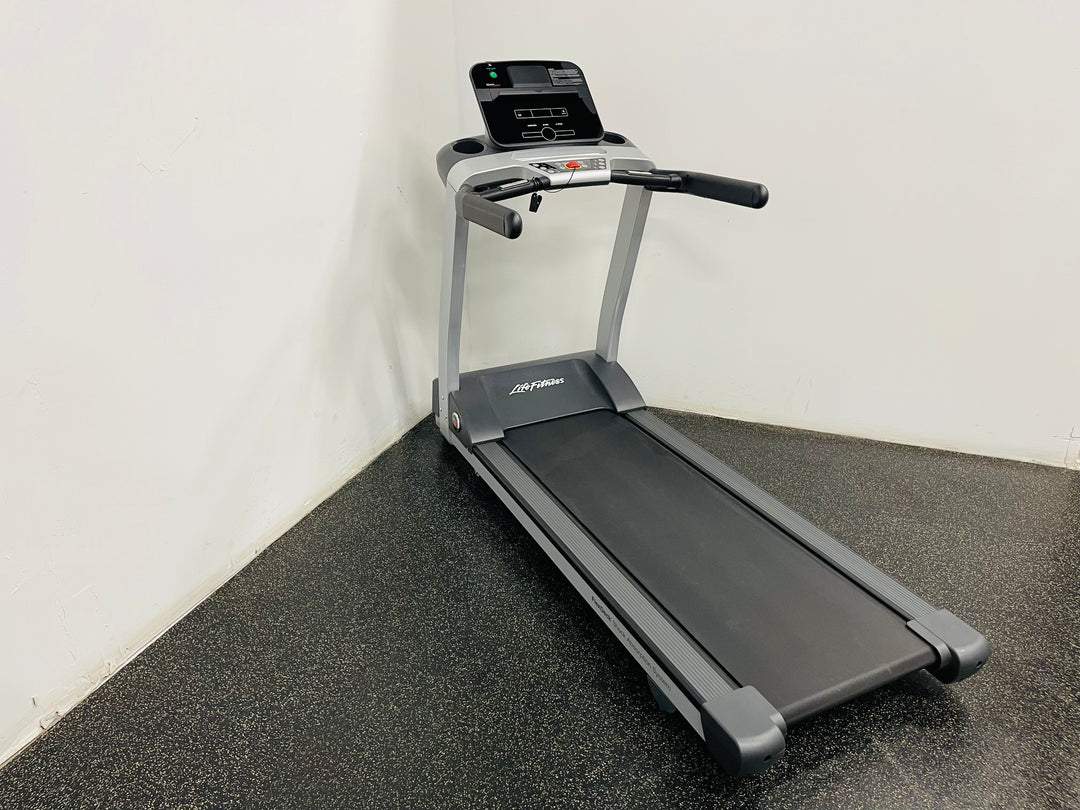 Life Fitness T3 Track Connect Treadmill