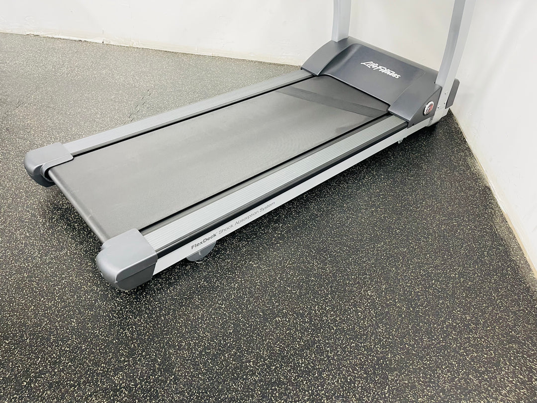 Life Fitness T3 Track Connect Treadmill