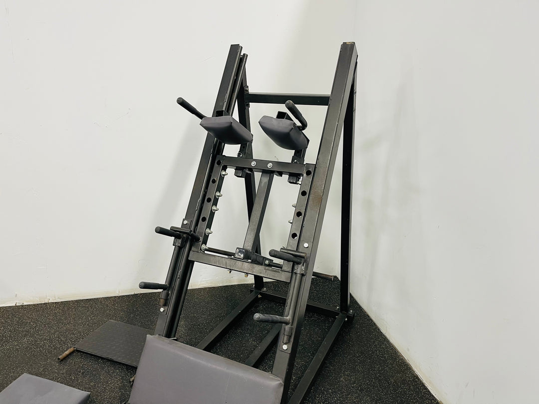 Leg Press/Hack Squat Machine