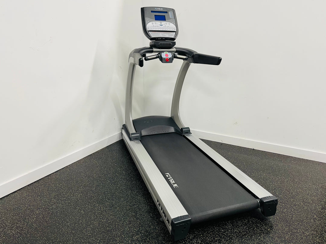 True CS500 Treadmill