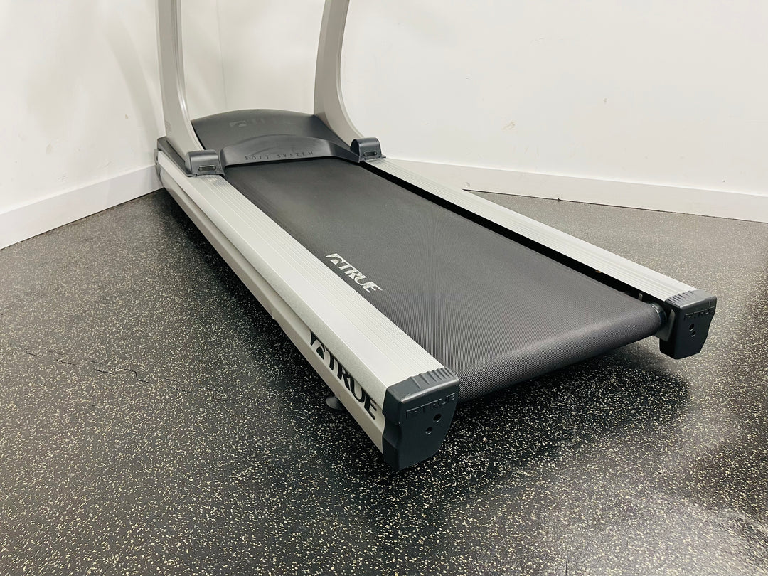 True CS500 Treadmill