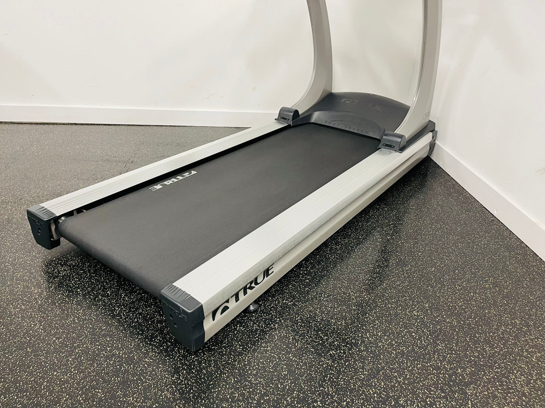 True CS500 Treadmill