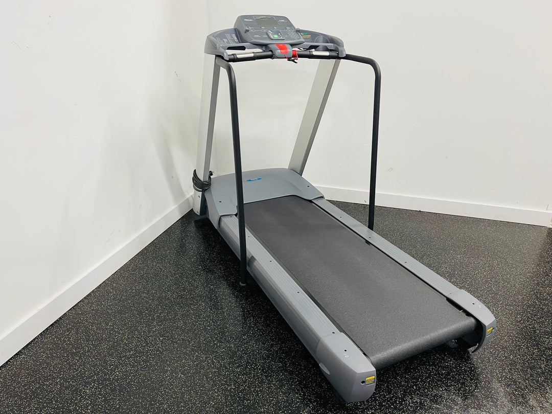 Precor 9.35i Treadmill