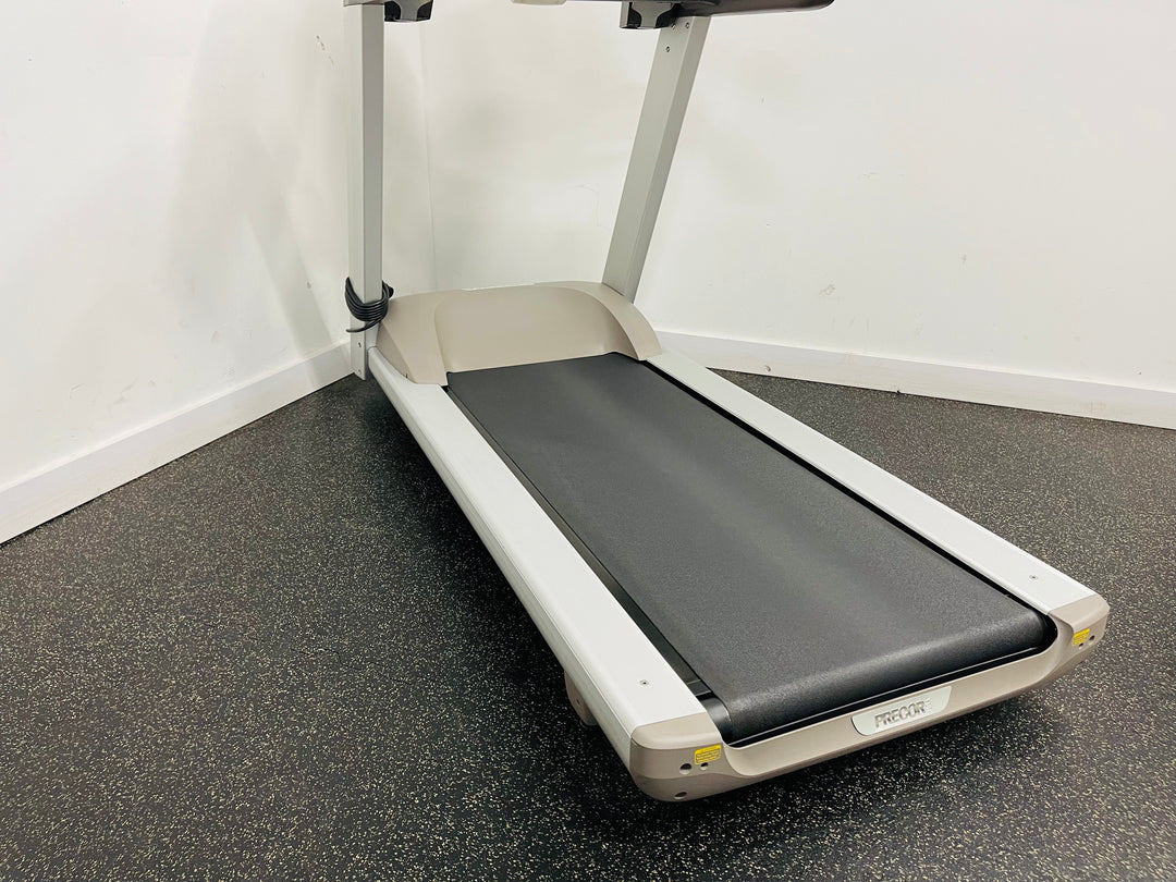 Precor 9.33 Treadmill