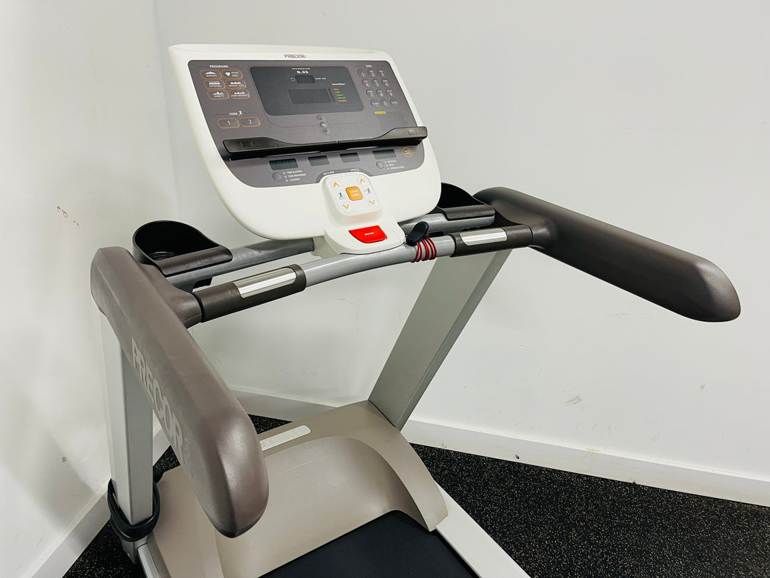 Precor 9.33 Treadmill