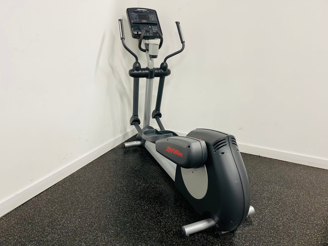 Life Fitness Integrity Series CLSX Elliptical