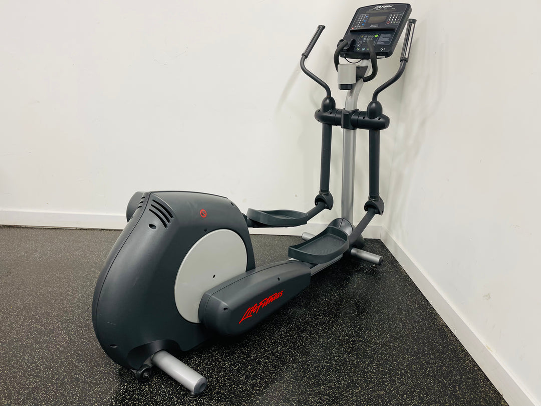 Life Fitness Integrity Series CLSX Elliptical