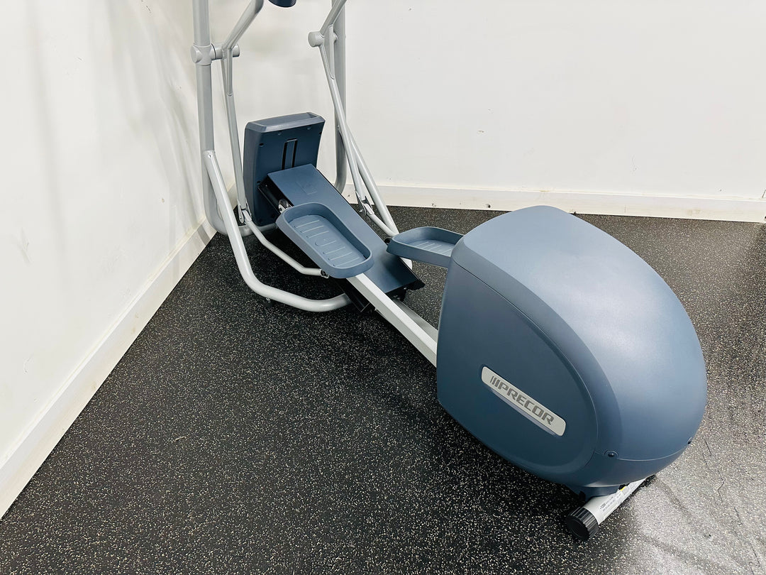 Precor EFX 225 Elliptical Precor EFX225 –