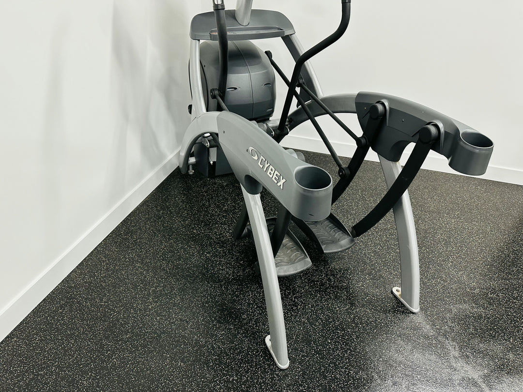 Cybex 750AT Arc Trainer