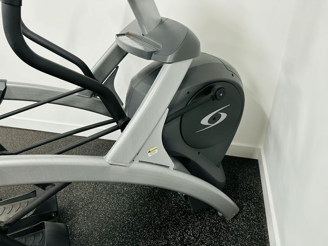 Cybex 750AT Arc Trainer