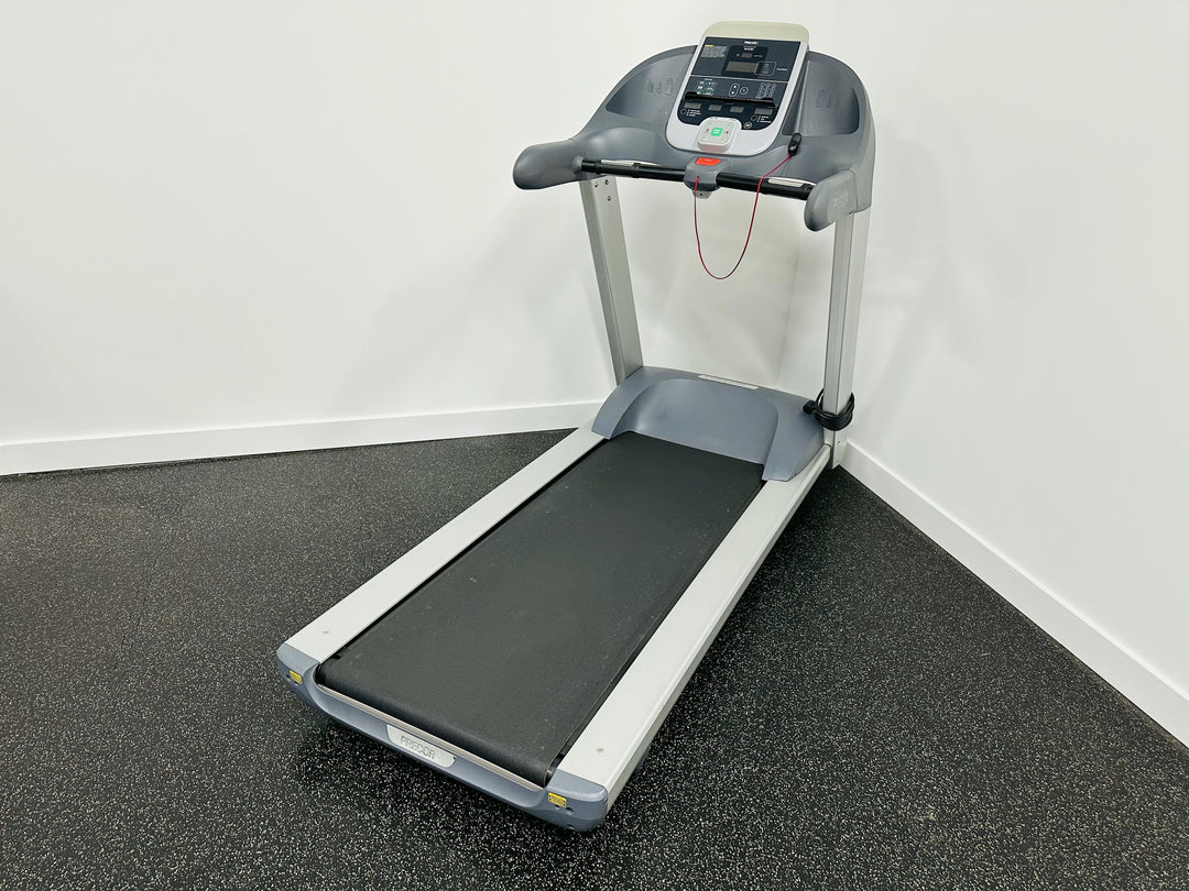 Precor 9.32i Treadmill