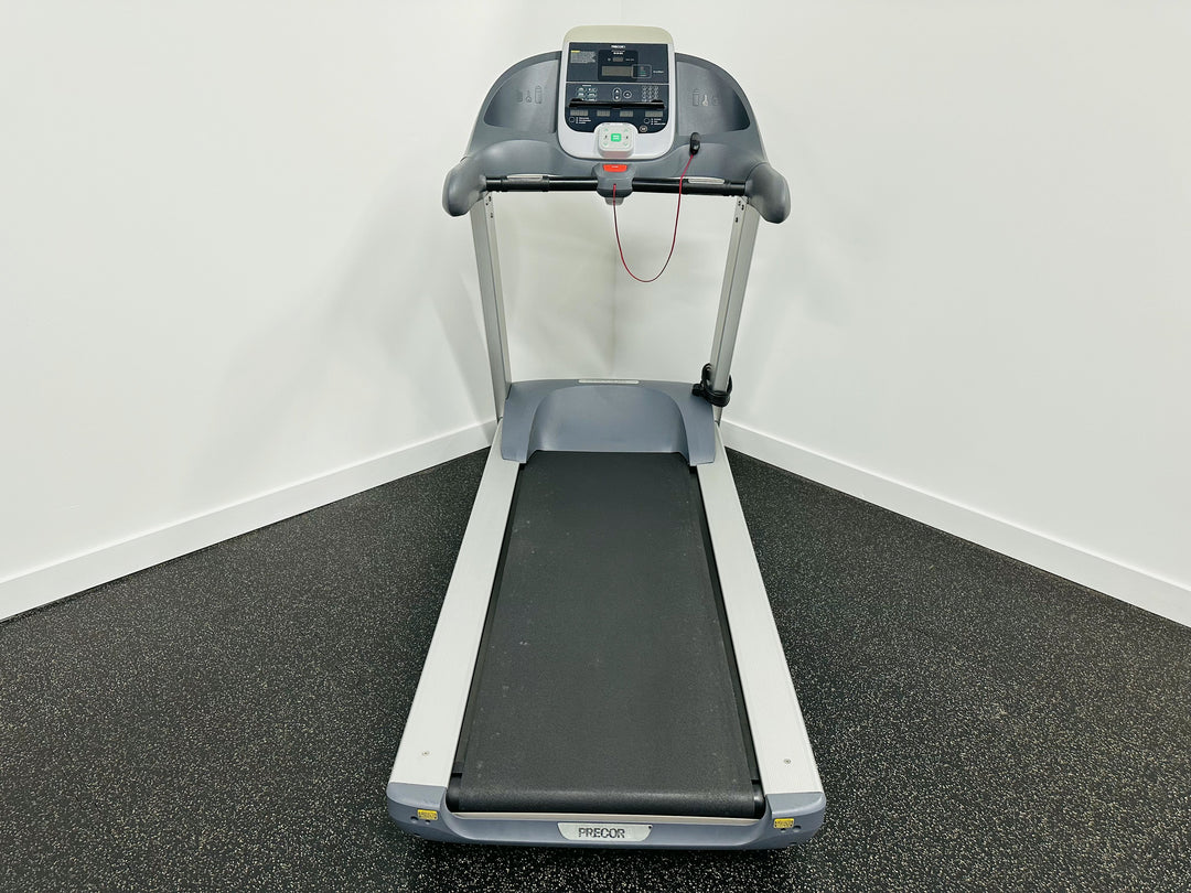 Precor 9.32i Treadmill