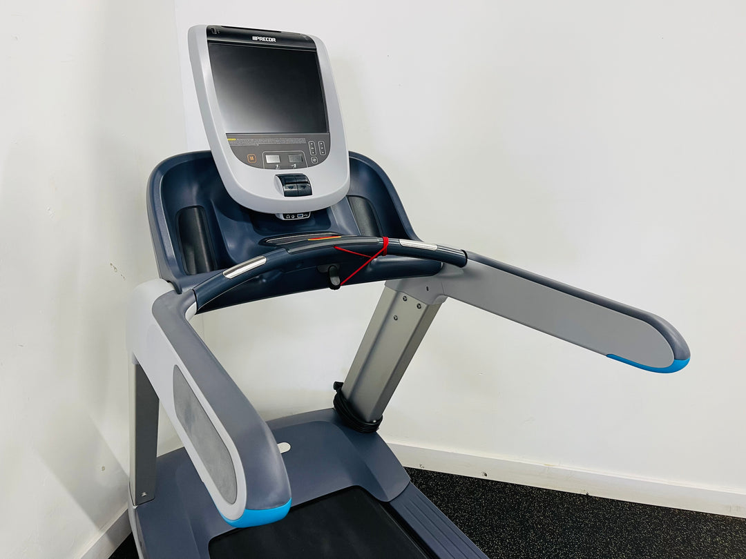 Precor TRM885 Treadmill