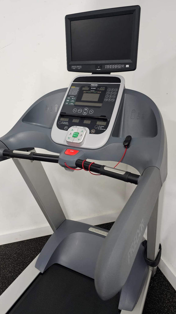 Precor 946i Treadmill