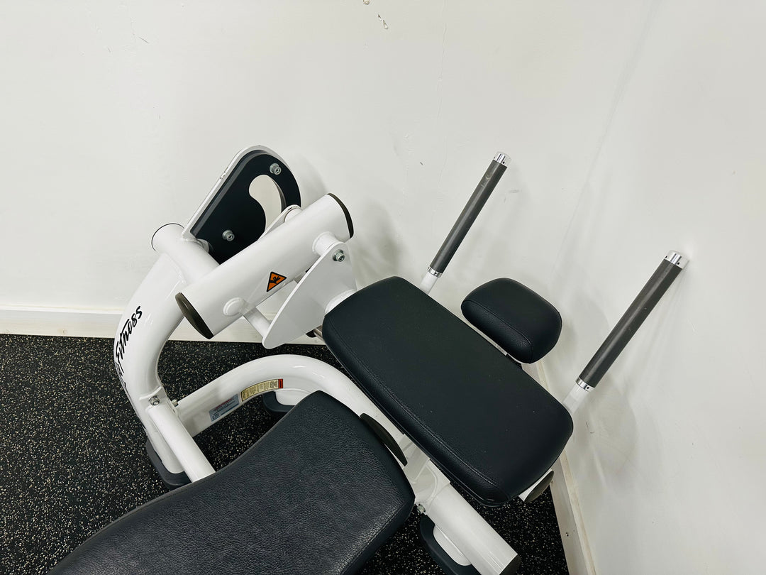 Life Fitness Signature Series Ab Crunch Bench