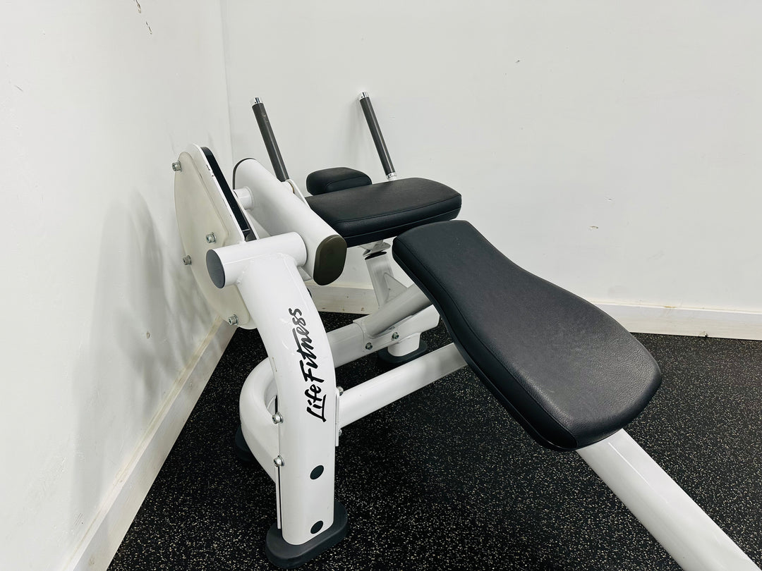 Life Fitness Signature Series Ab Crunch Bench