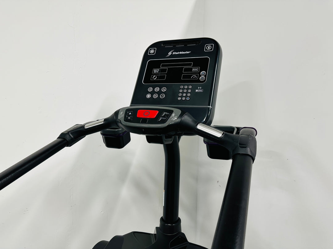 Stairmaster 8 Series Gauntlet