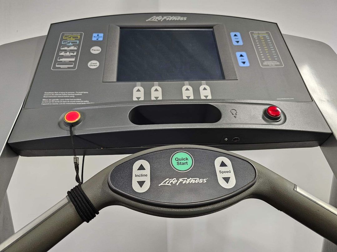 Life Fitness 95Te Treadmill