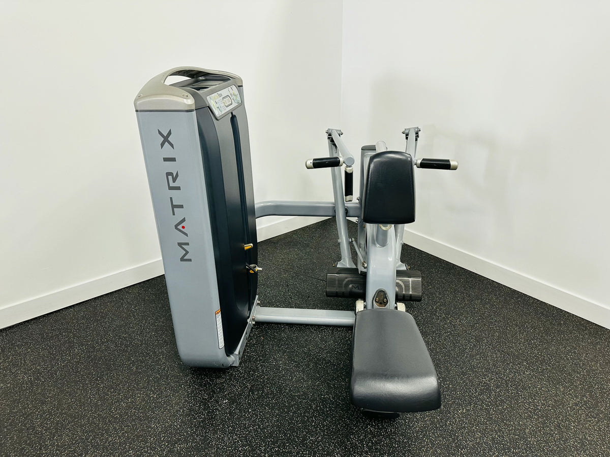 Matrix G7 Series Commercial Diverging Seated Row Machine