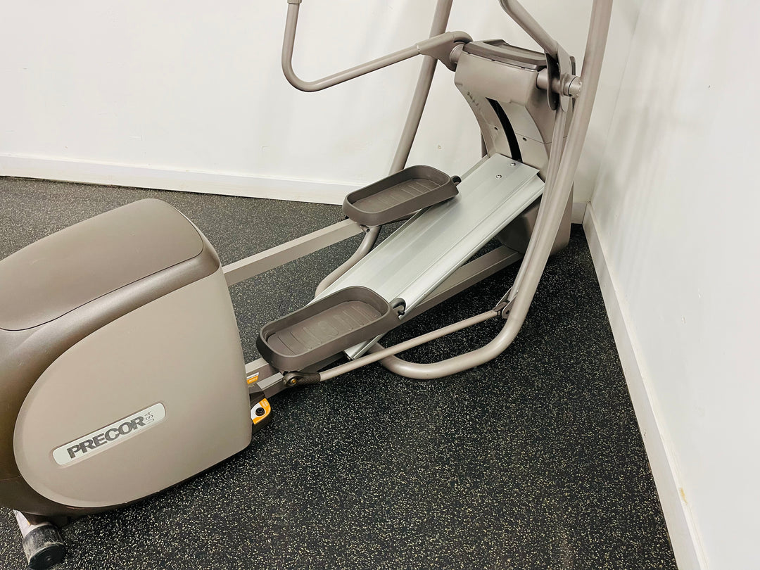 Precor EFX 5.37 Elliptical