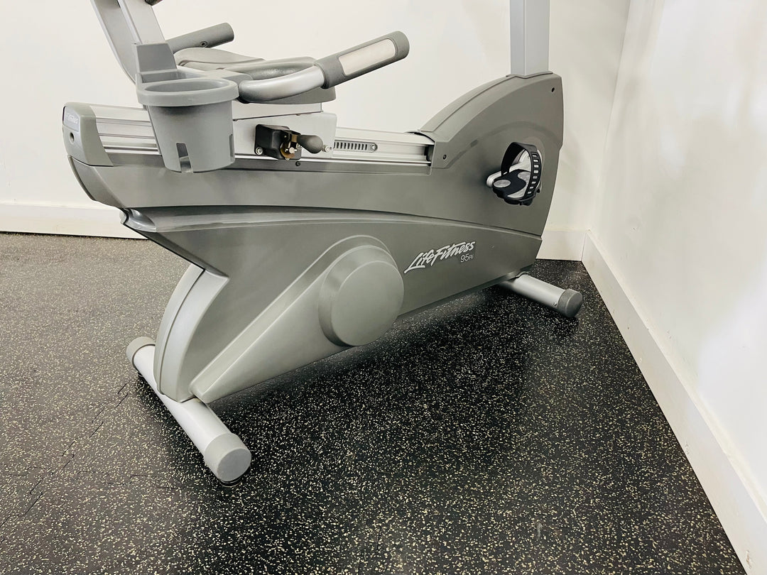 Life Fitness 95Ri Recumbent Bike