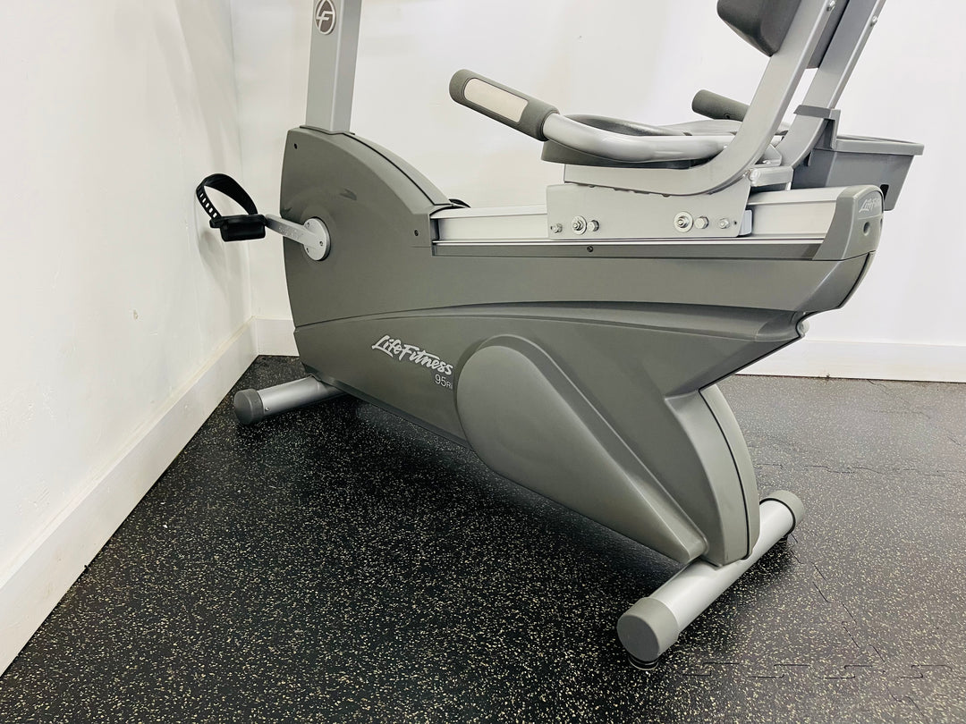 Life Fitness 95Ri Recumbent Bike