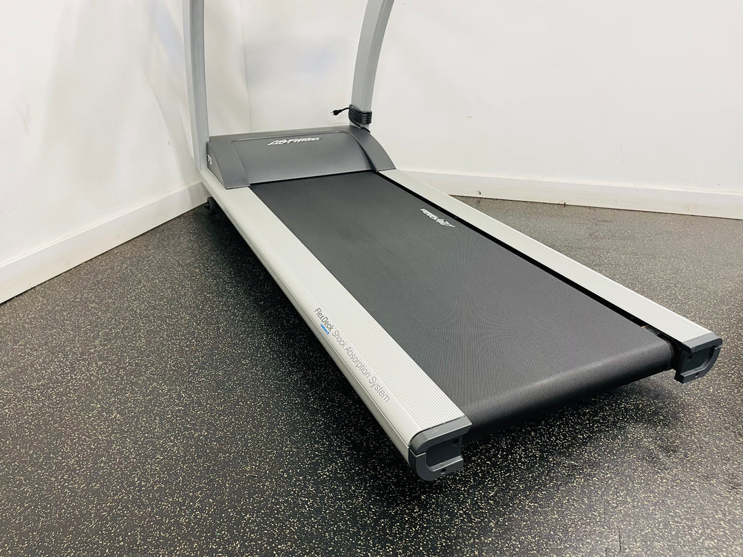 Life Fitness T5 Go Console Treadmill