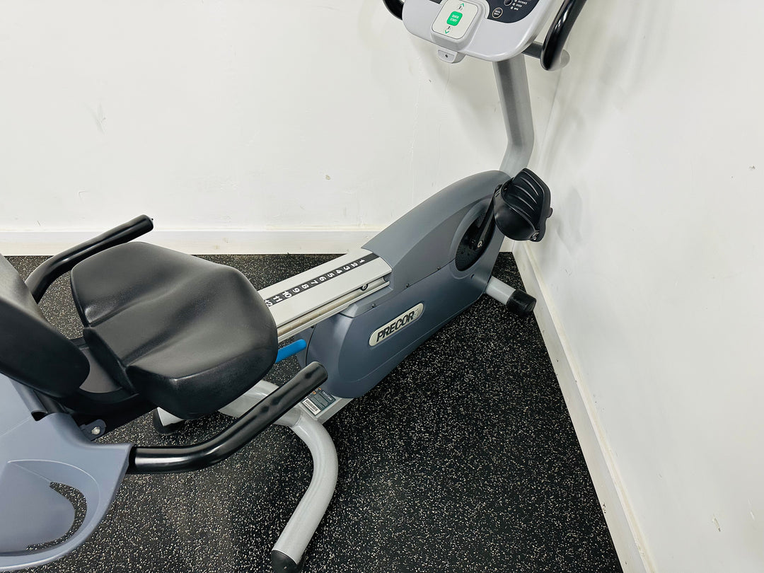 Precor 842i Recumbent Bike