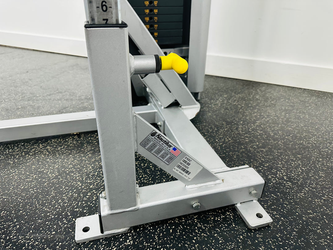 Nautilus Steel Bicep Curl Machine