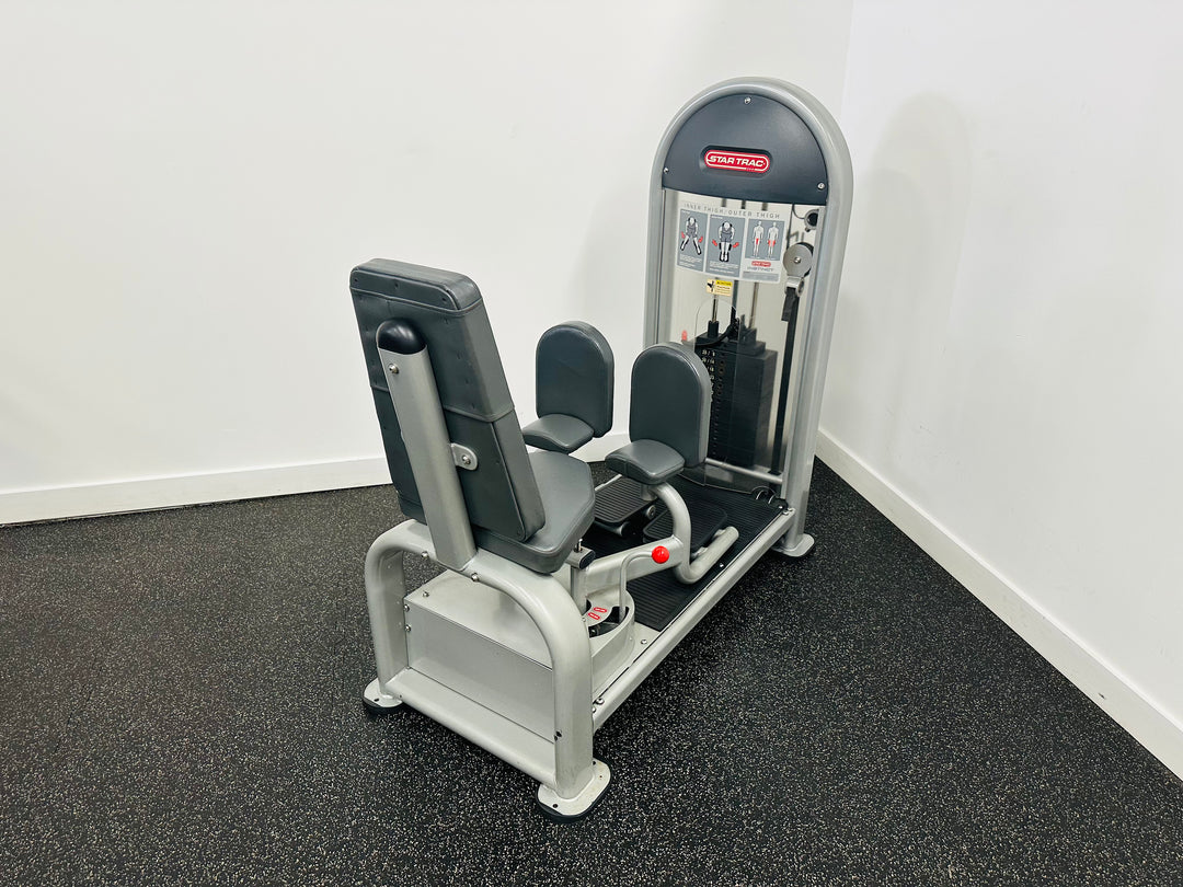 StarTrac Instinct Inner/Outer Thigh – Abductor – Adductor Machine