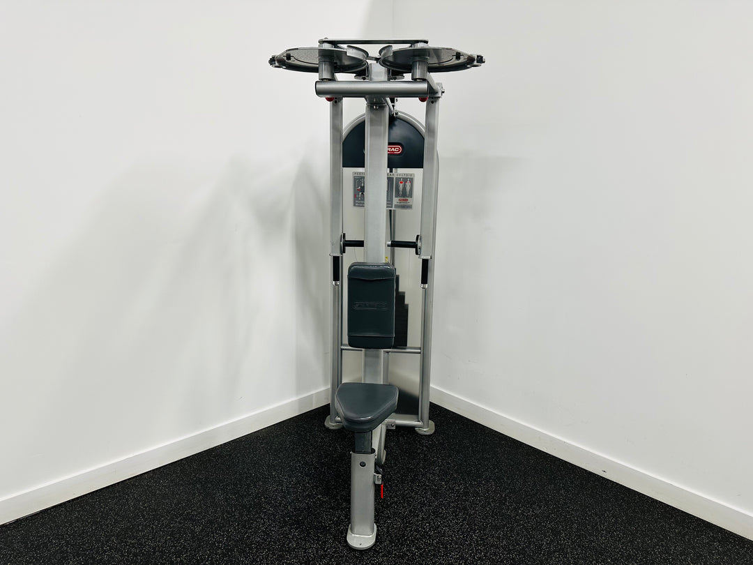 StarTrac Fly/Rear Deltoid Machine