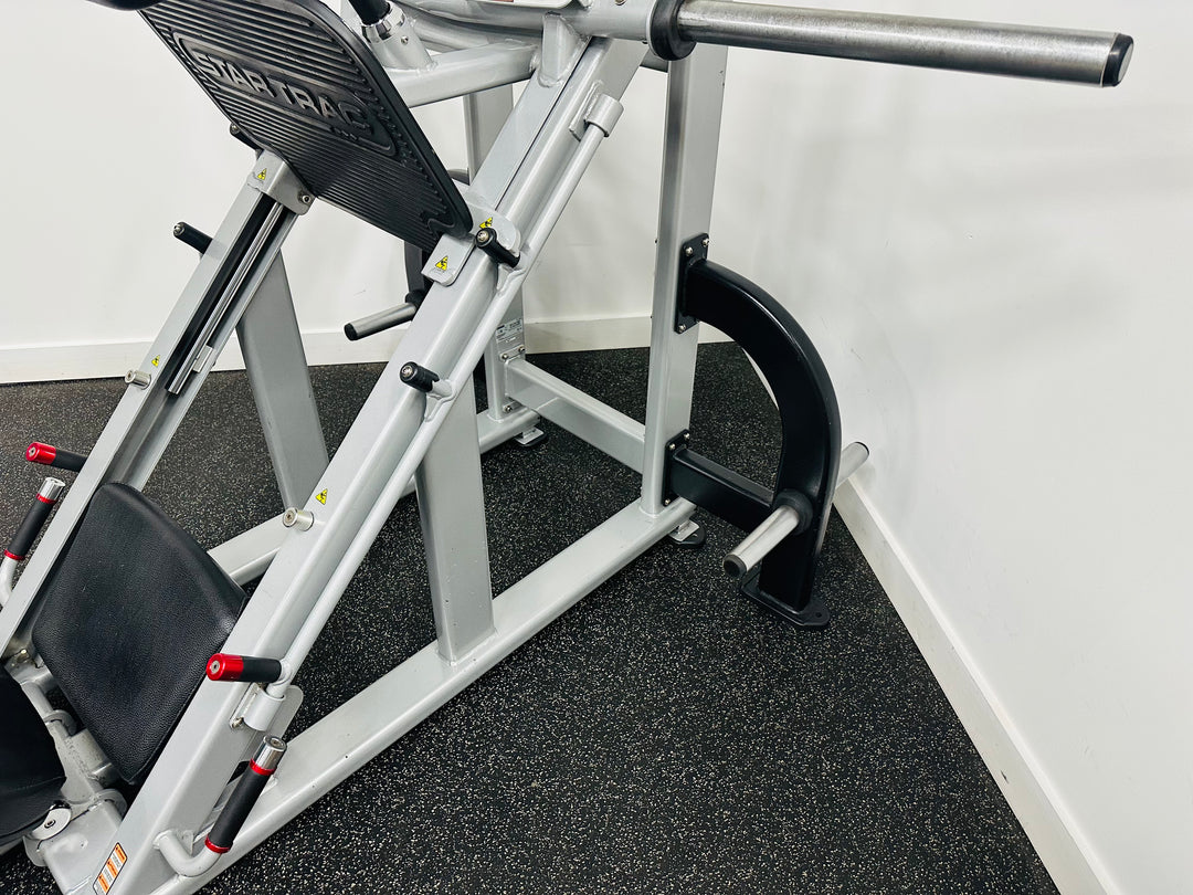StarTrac Plate Loaded Leg Press Machine