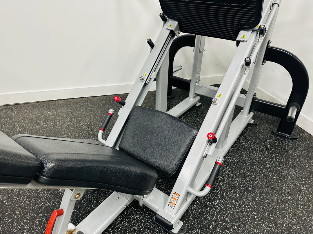 StarTrac Plate Loaded Leg Press Machine
