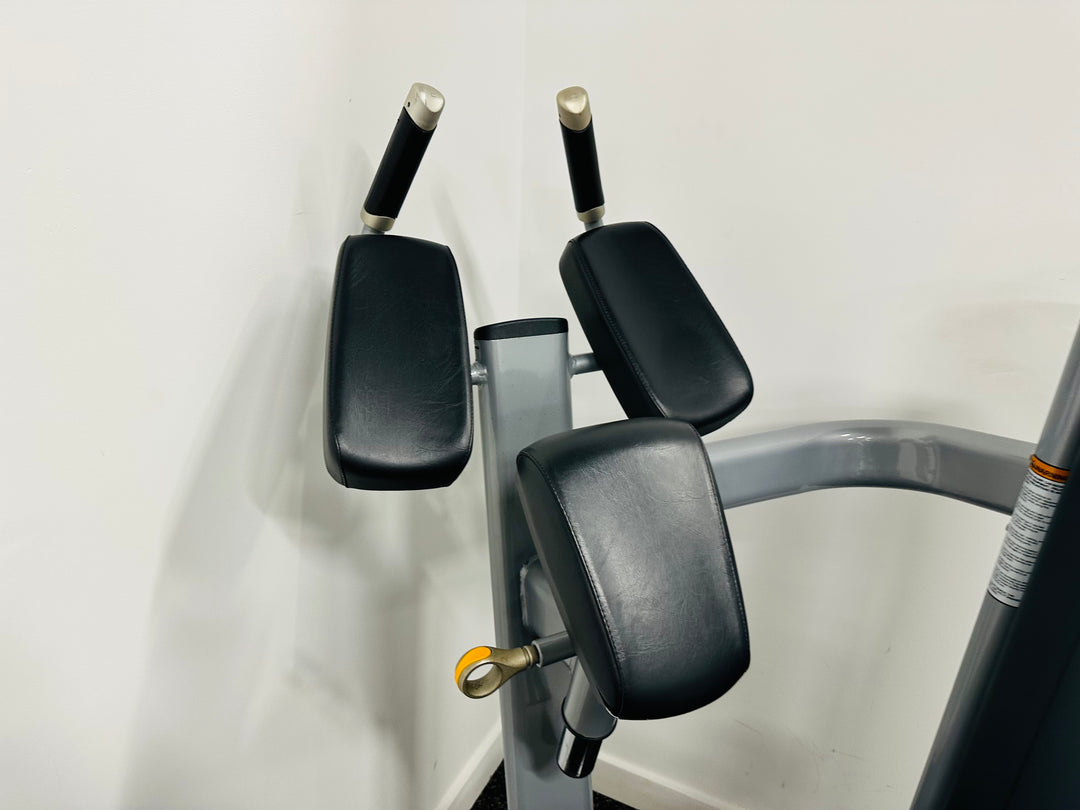 Matrix G7 Glute Machine