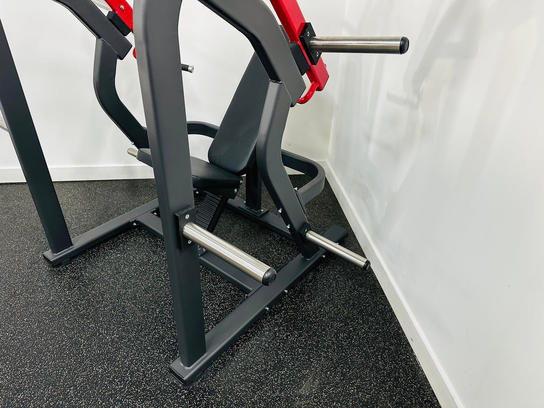 Plate-Loaded Shoulder Press