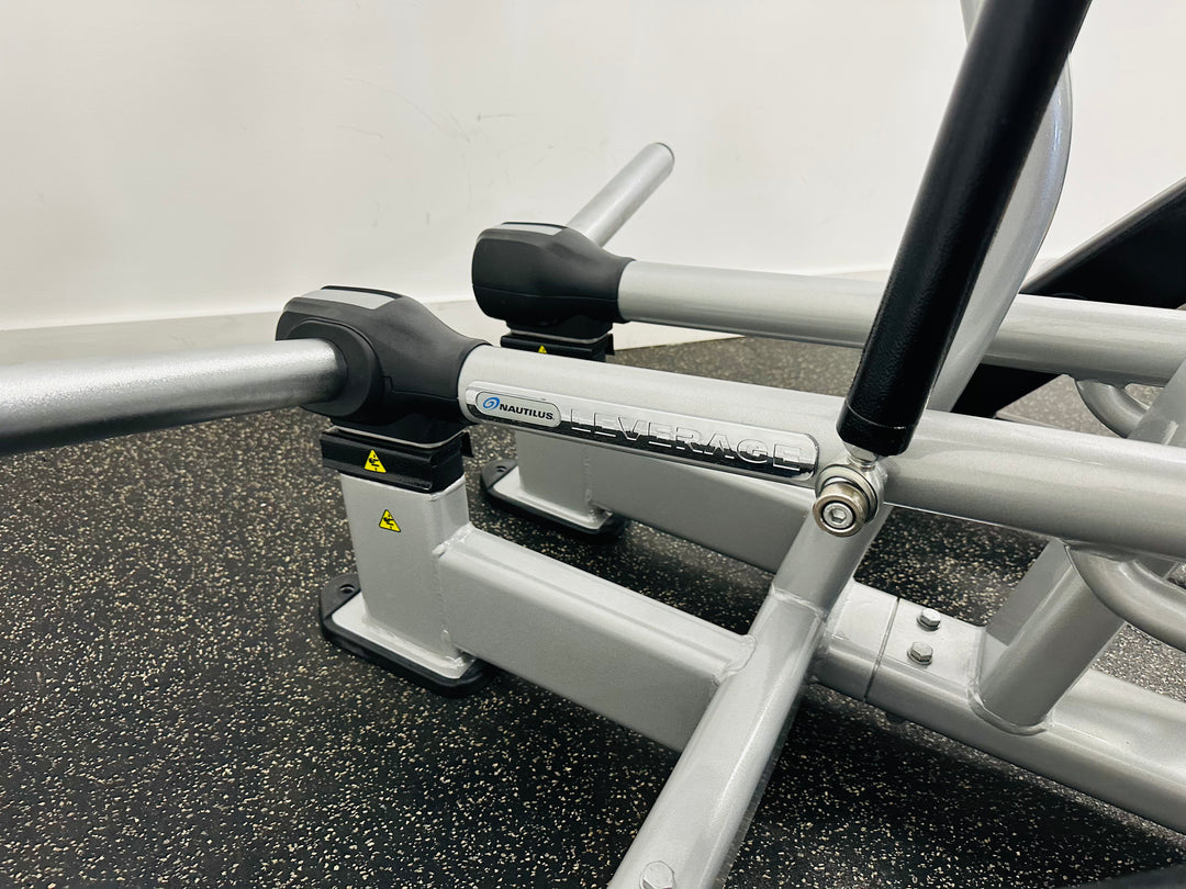 Nautilus Leverage Shoulder Press