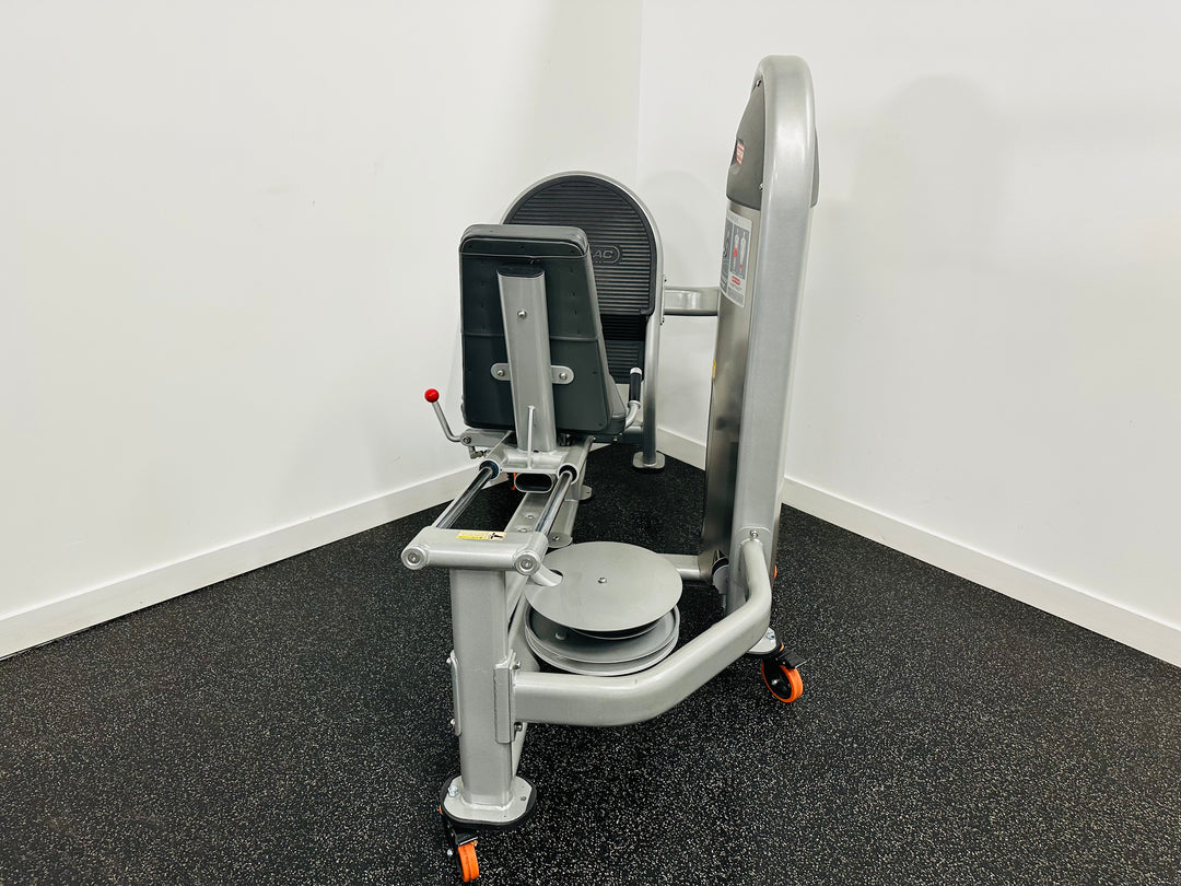 Star Trac Instinct Leg Press / Calf Machine