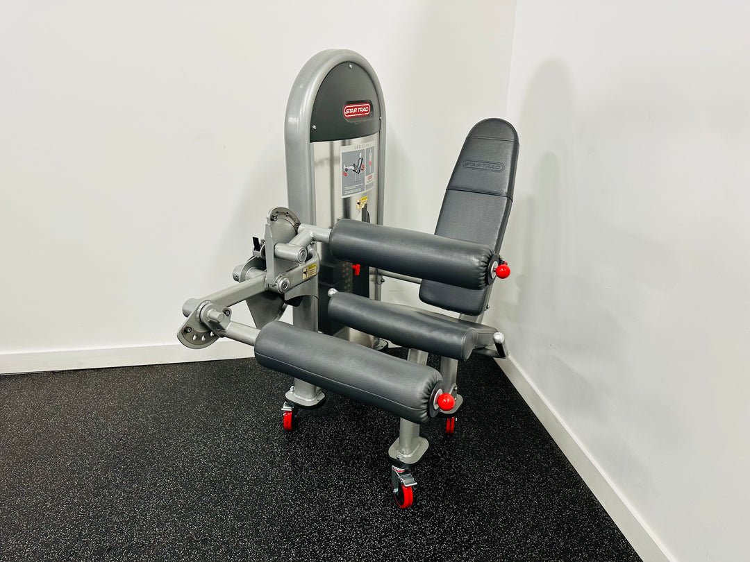 Star Trac Instinct Leg Curl Machine