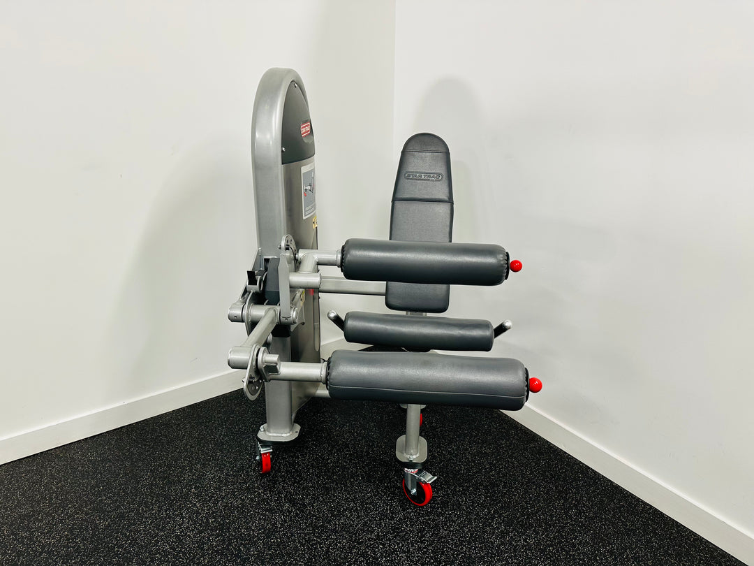 Star Trac Instinct Leg Curl Machine