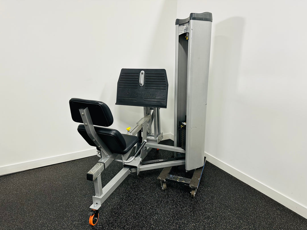 Nautilus Steel Leg Press